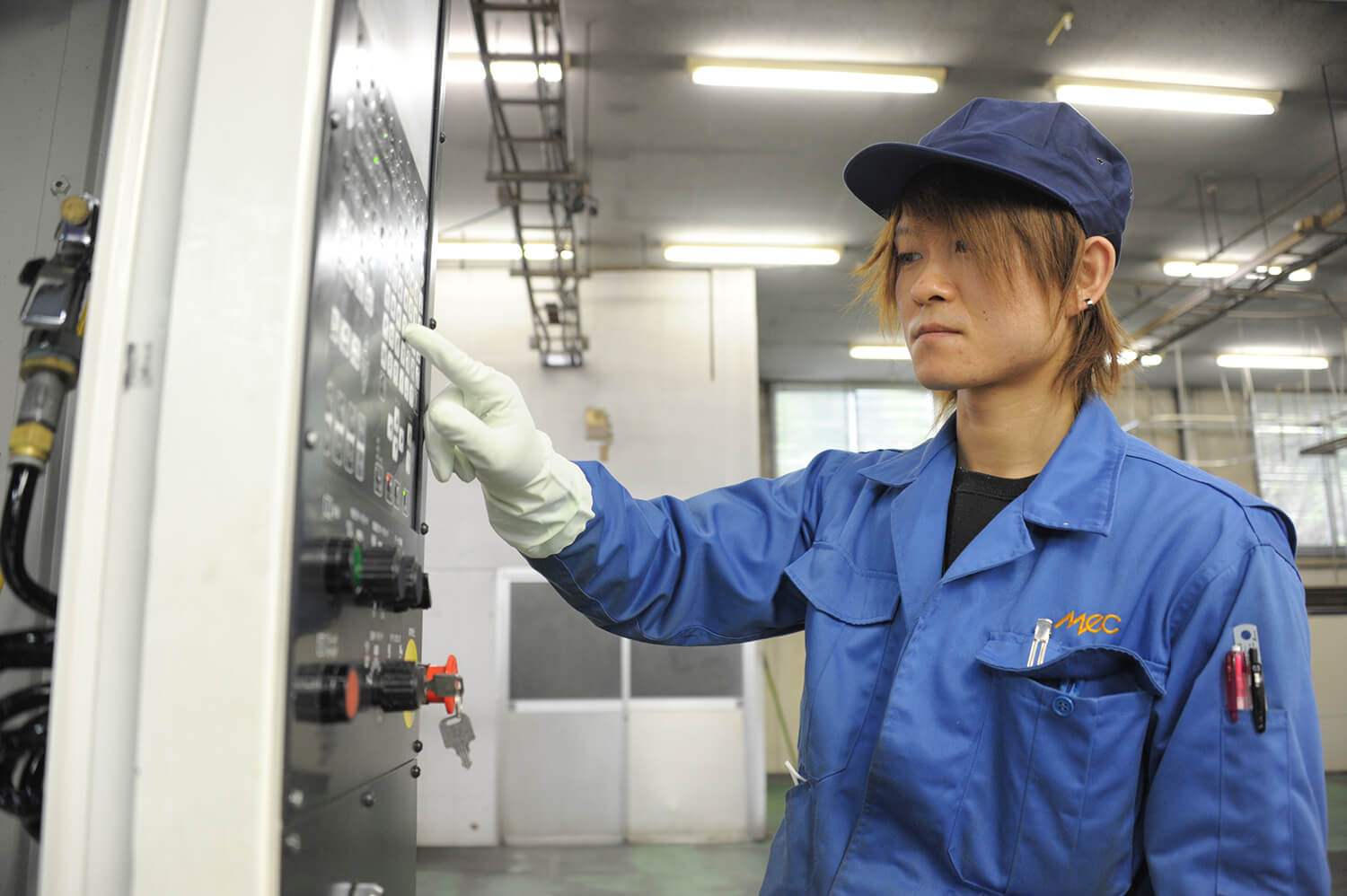 先輩社員:岡庭 佑弥